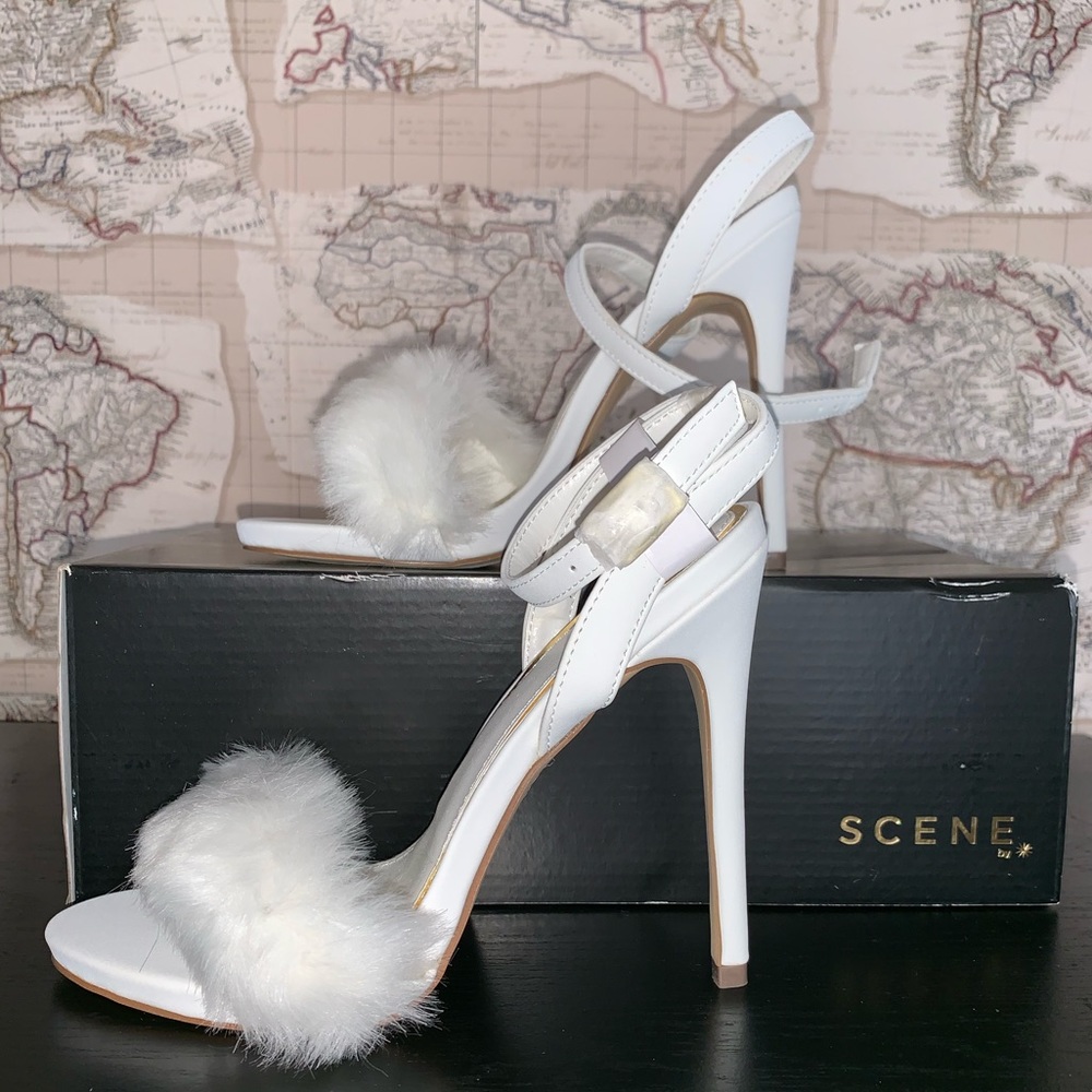 SCENE Princessa white fur strap sandal heel 7.5